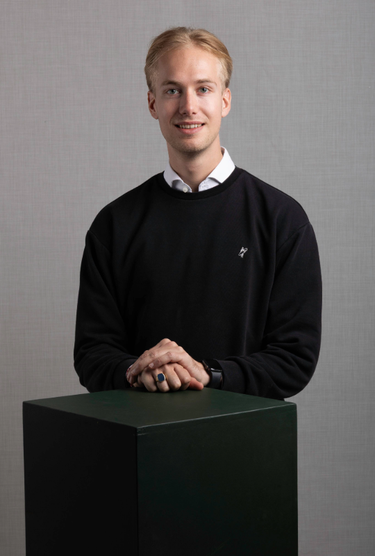 Julian Damaschek Vcare